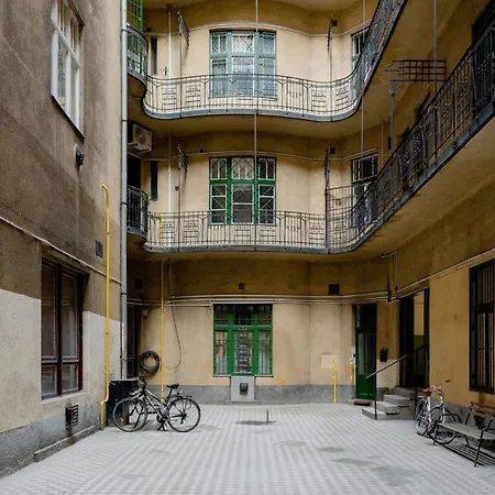 New! Location Flat By The Synagogue Apartamento