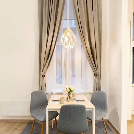 New! Location Flat By The Synagogue * Budapest